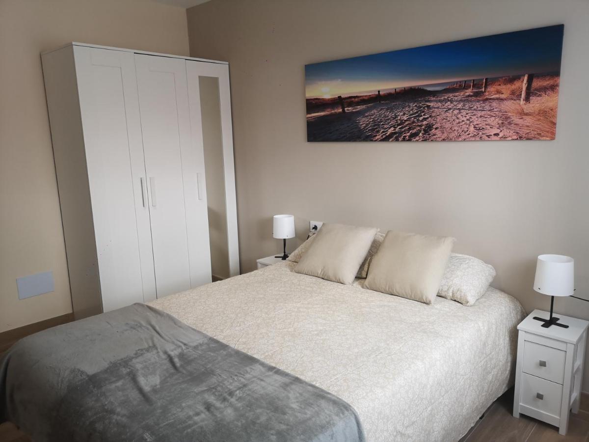 Hostal Mari En La Laguna, Alquiler Habitacion Privada En Hostal, 6 Habitaciones Cerca De La Universidad Y Aeropuerto Norte, 3 Banos Compartidos Сан-Крістобаль-де-ла-Лагуна Екстер'єр фото