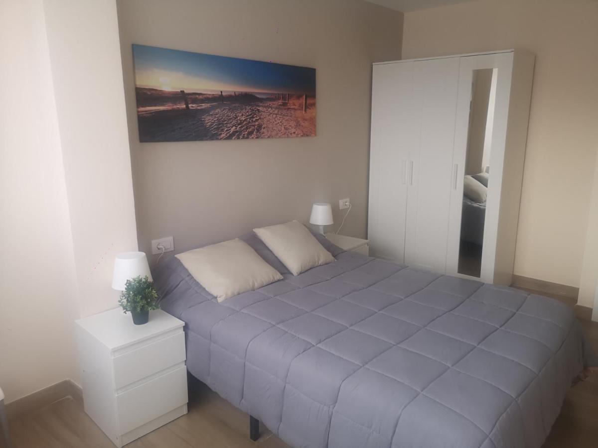 Hostal Mari En La Laguna, Alquiler Habitacion Privada En Hostal, 6 Habitaciones Cerca De La Universidad Y Aeropuerto Norte, 3 Banos Compartidos Сан-Крістобаль-де-ла-Лагуна Екстер'єр фото